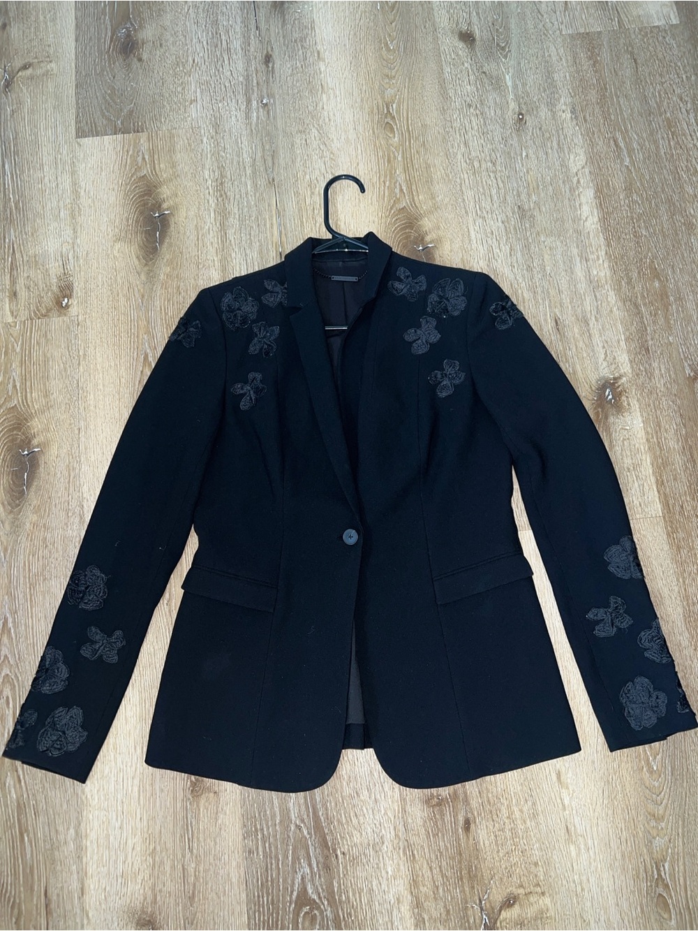 Black Embroidered Single-Button Women's Blazer